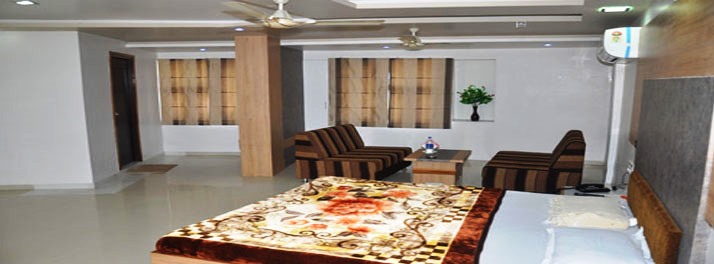 1725/Hotel Ghunghat - Gandhinagar 09.jpg